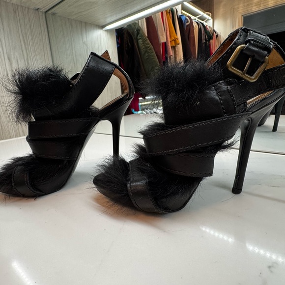 Elegant Black Stiletto Heels with Fur Accent Zara Size 7 - Picture 3 of 7